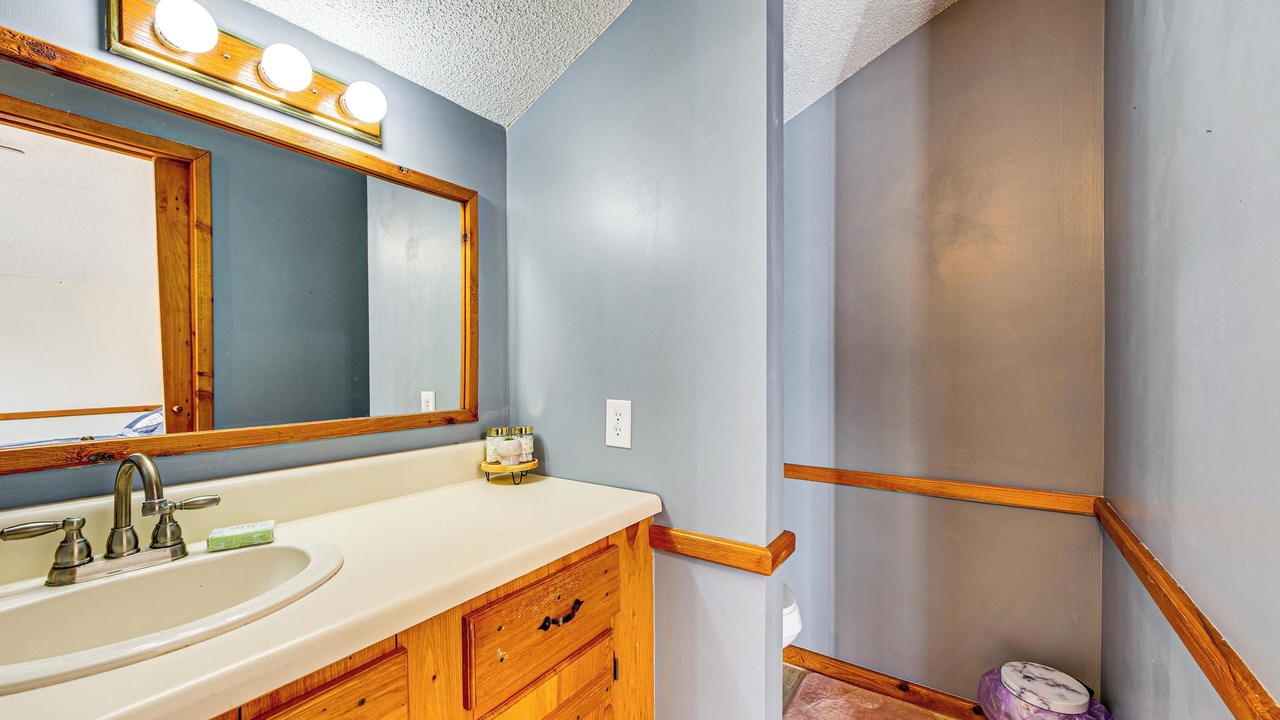Photo of Bathroom in Colquitt County