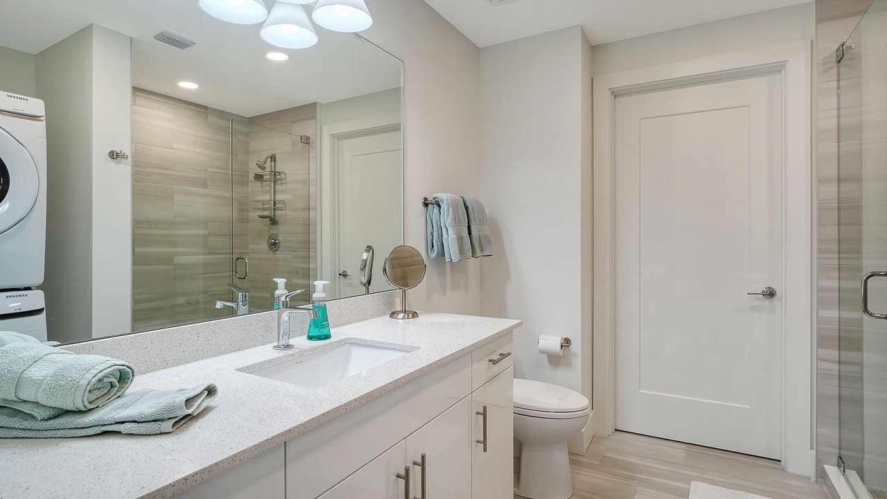 Photo of Bathroom in Central Sarasota