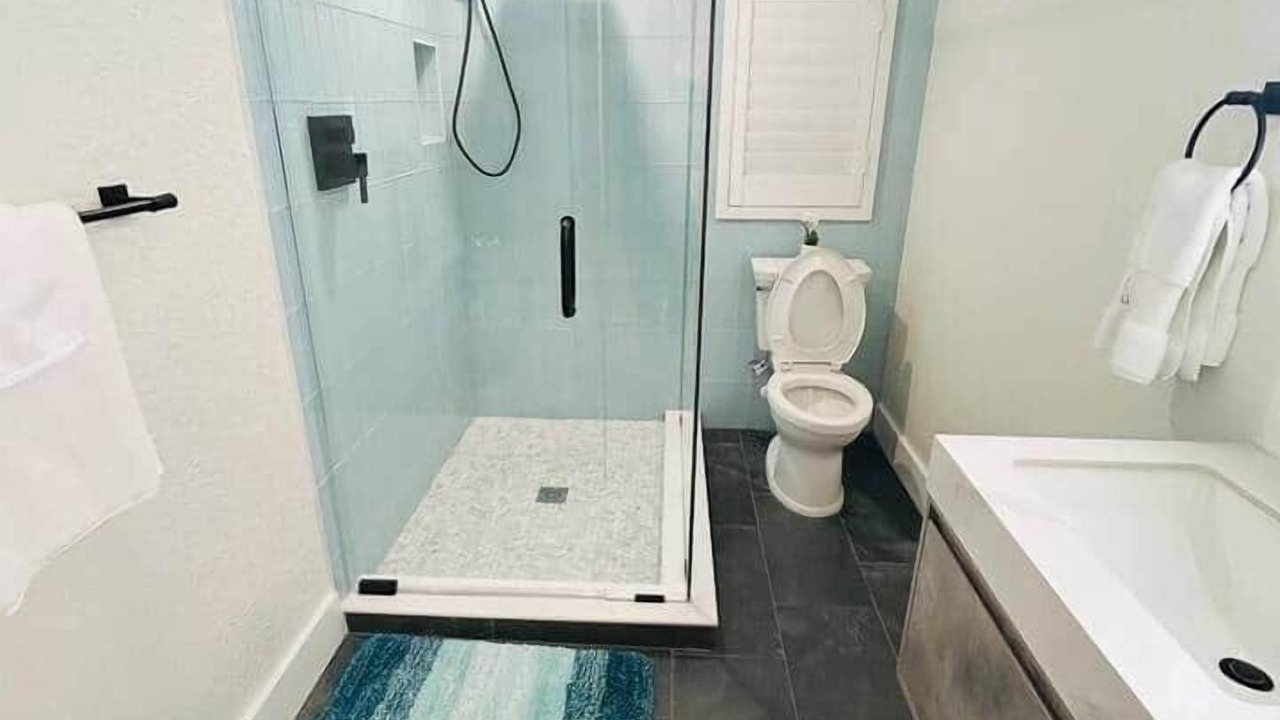 Photo of Bathroom in Avondale