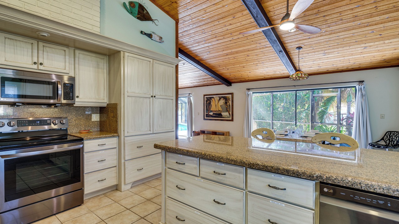 Photo of Kitchen in Eight Lakes