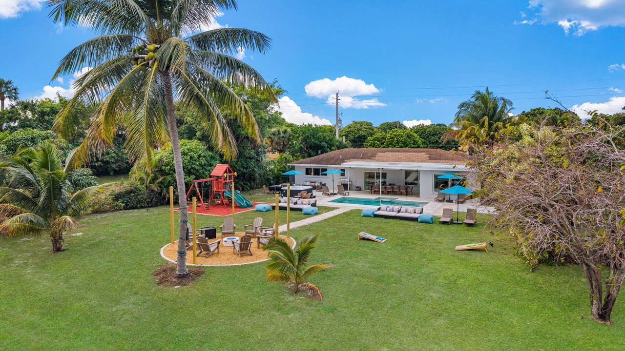 Photo of Outdoor in Palm Beach - West Palm Beach