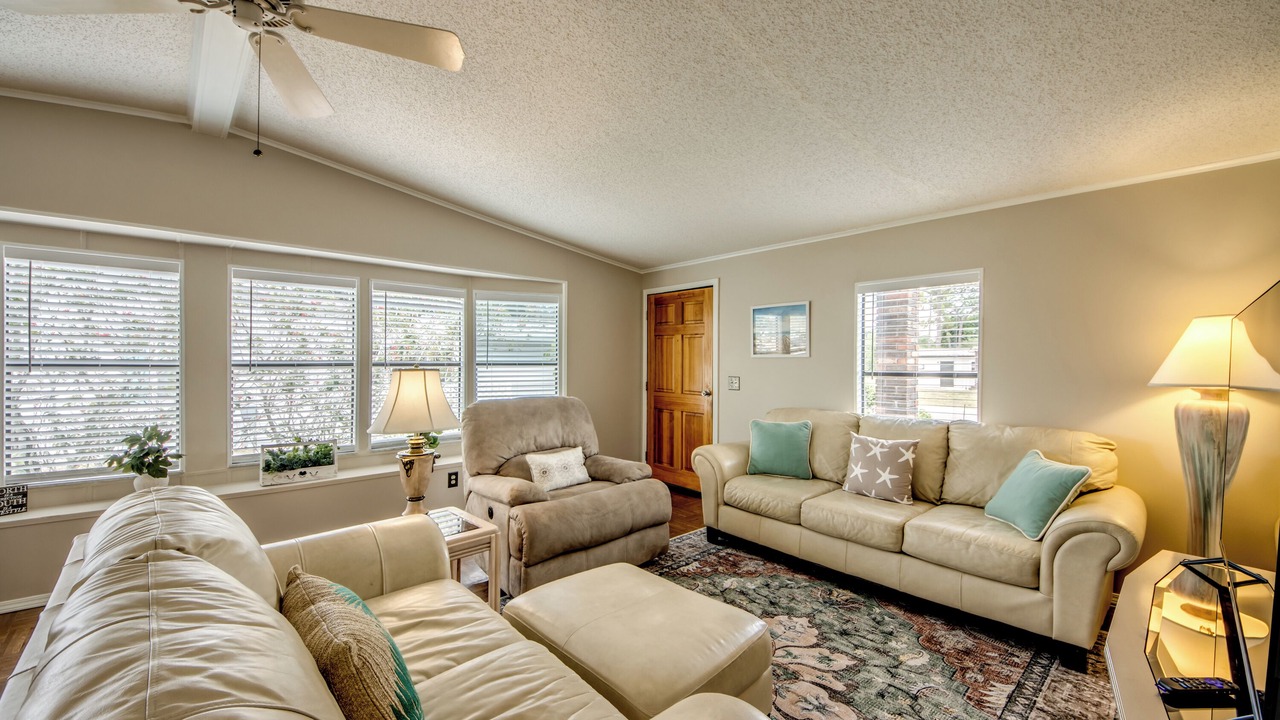 Photo of Livingroom in Jacarandas