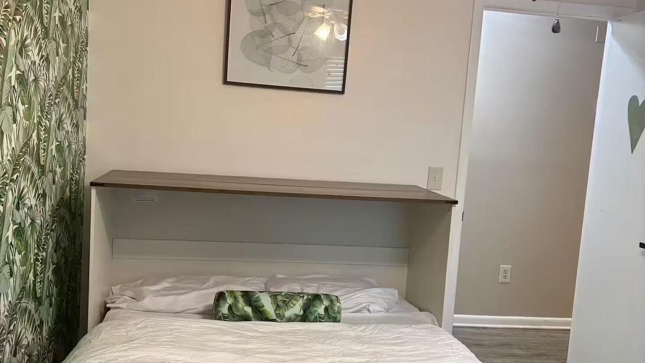 Photo of Bedroom in Egypt Lake-Leto