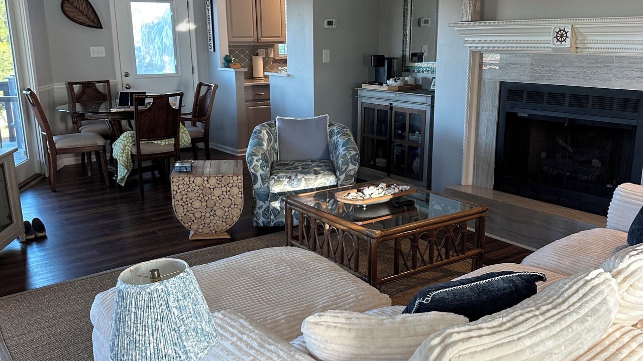 Photo of Livingroom in Crawfordville