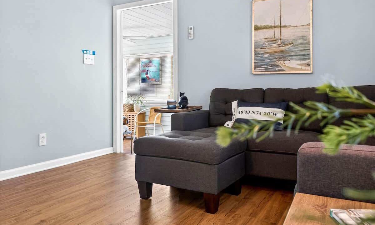 Photo of Livingroom in Indian Shores