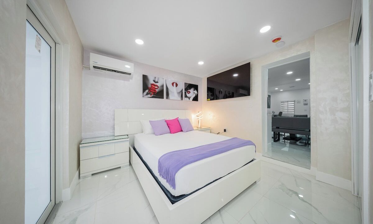 Photo of Bedroom in Fontainebleau