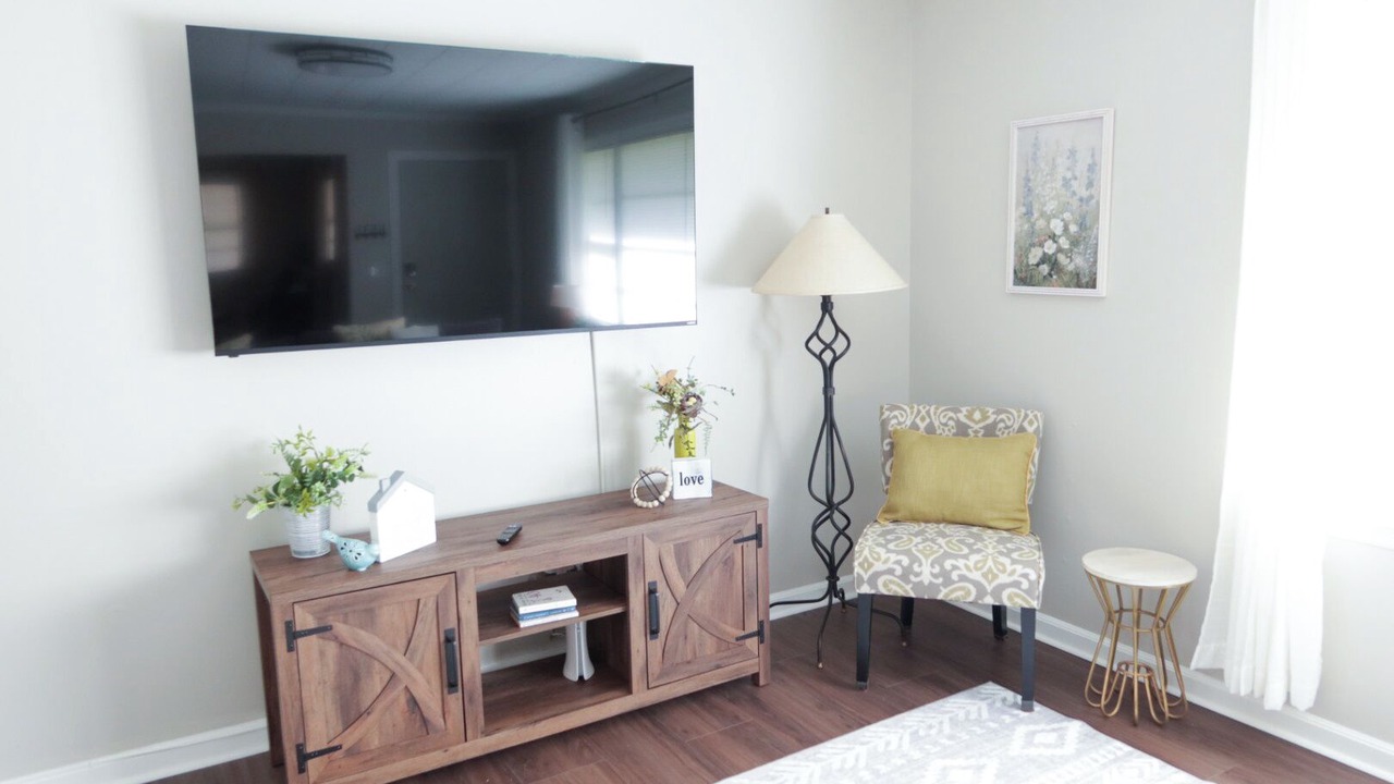 Photo of Bedroom in Lyons