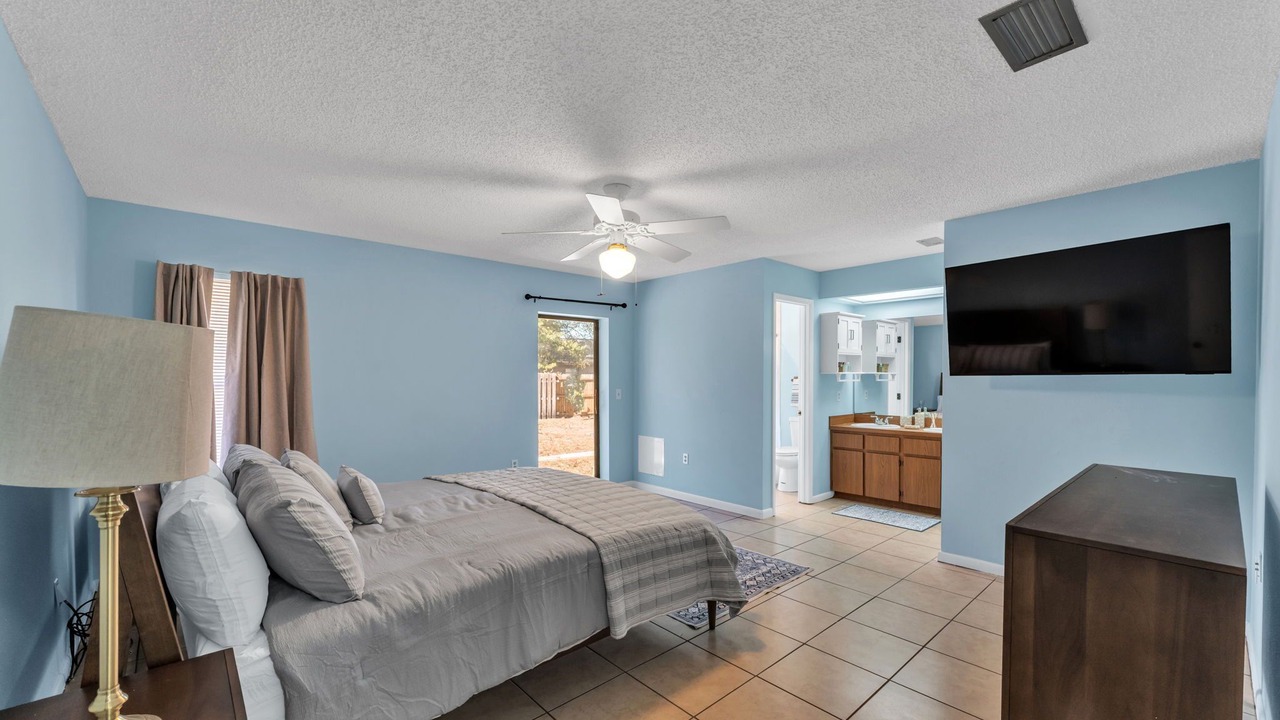 Photo of Bedroom in Nichols