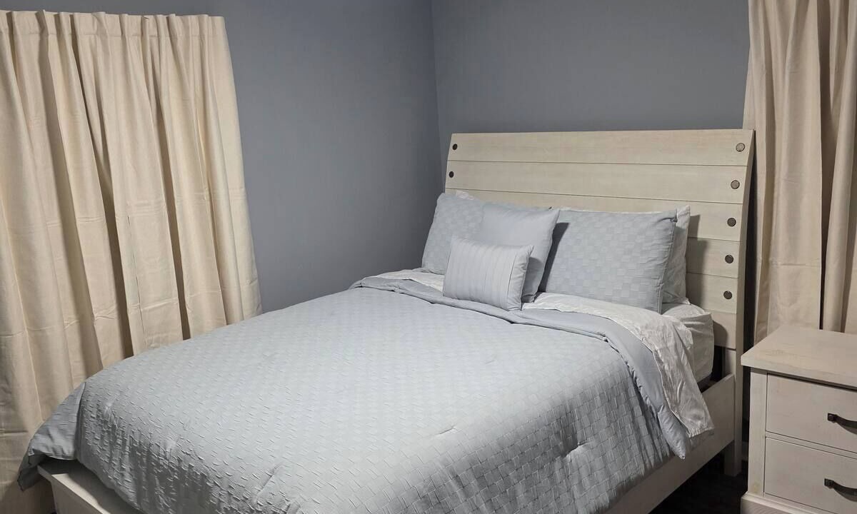 Photo of Bedroom in Nichols