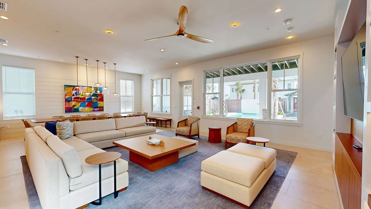 Photo of Livingroom in Florida Central Atlantic Coast