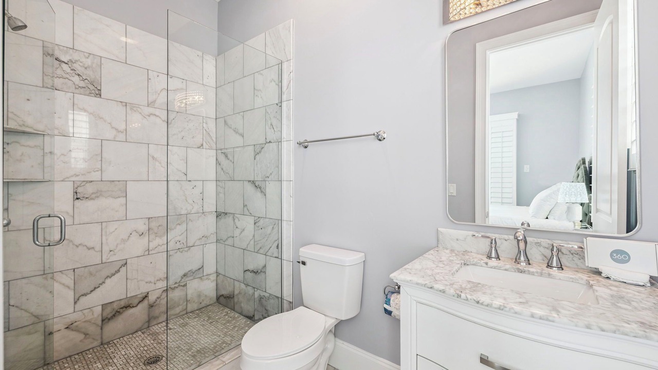 Photo of Bathroom in Delos