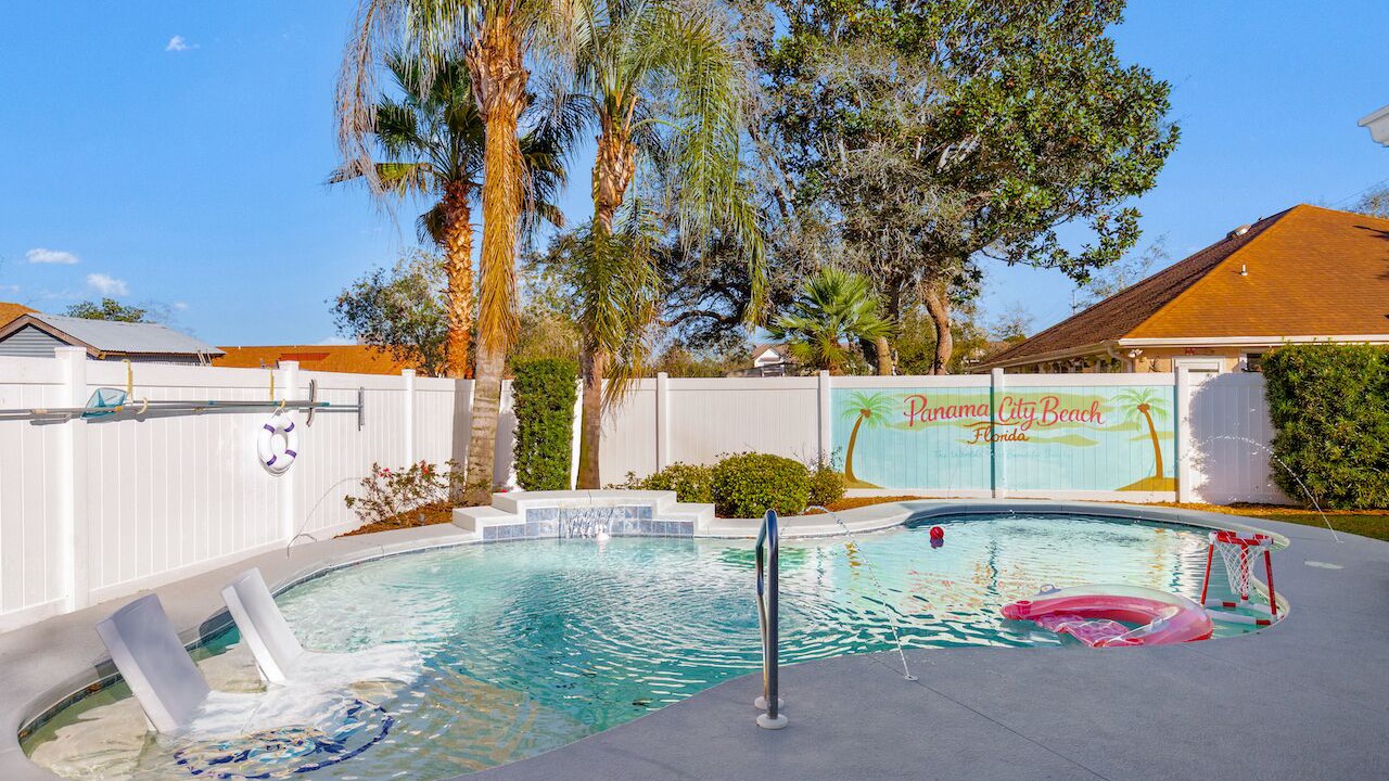 Photo of Outdoor in Thomas Drive