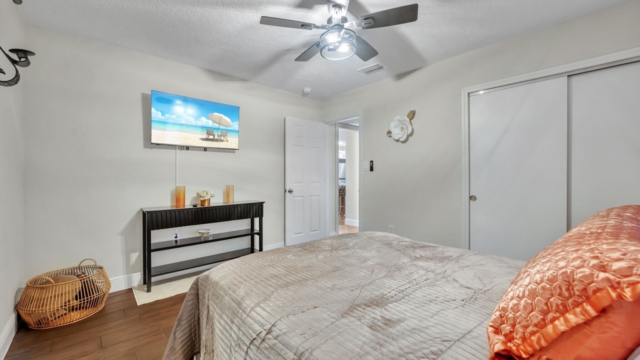 Photo of Bedroom in Pine Hills