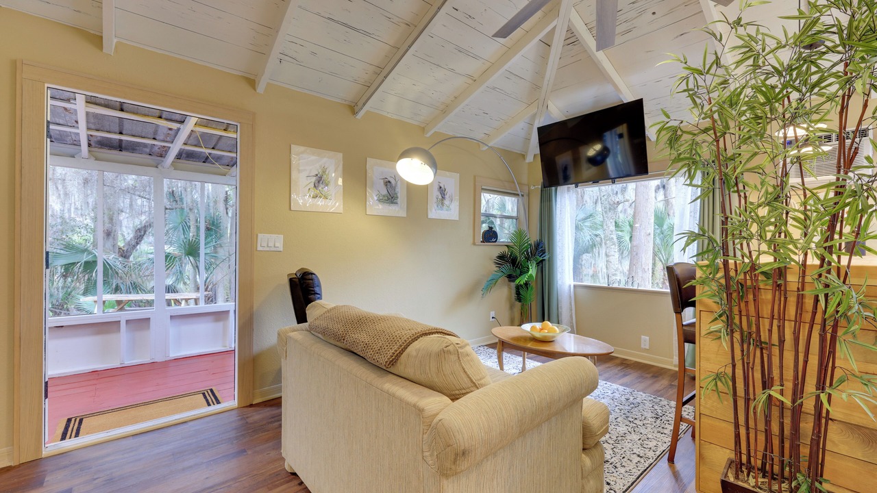 Photo of Livingroom in Cross Creek