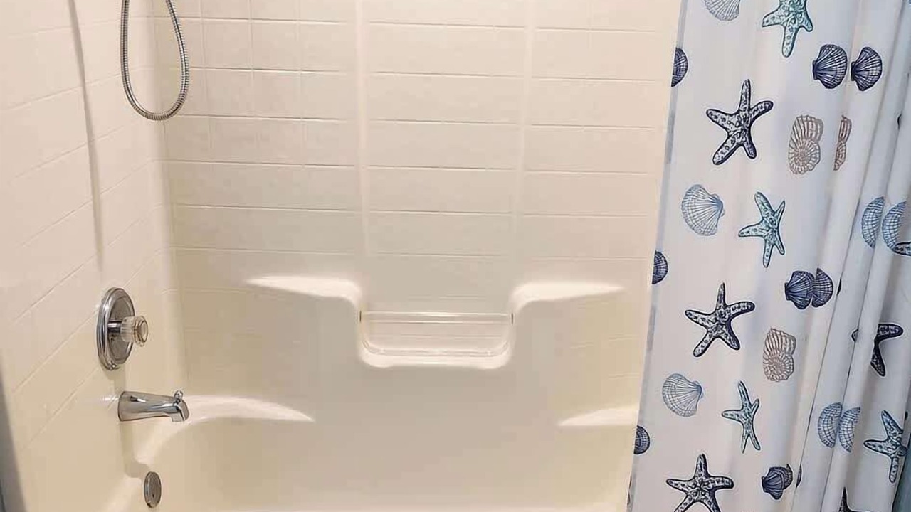 Photo of Bathroom in Floridana Beach
