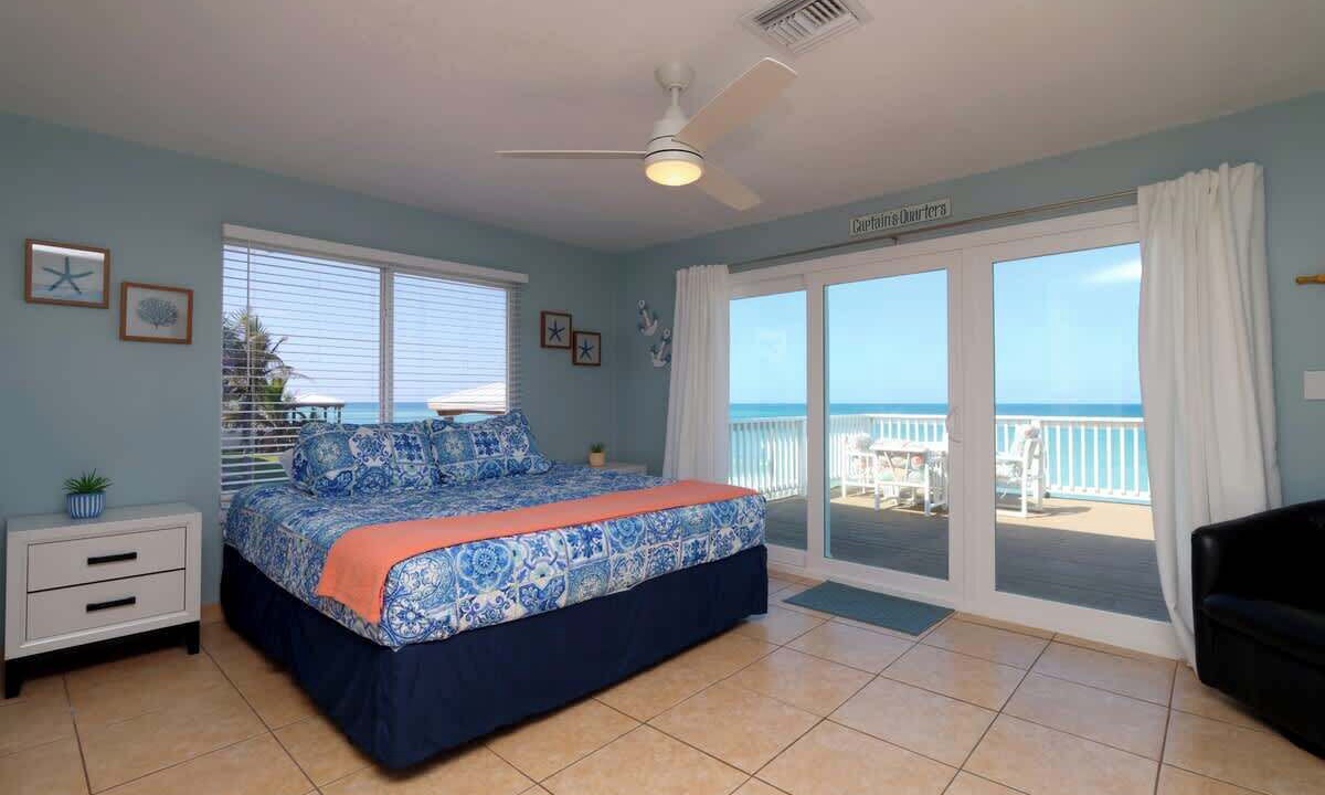 Photo of Bathroom in Floridana Beach
