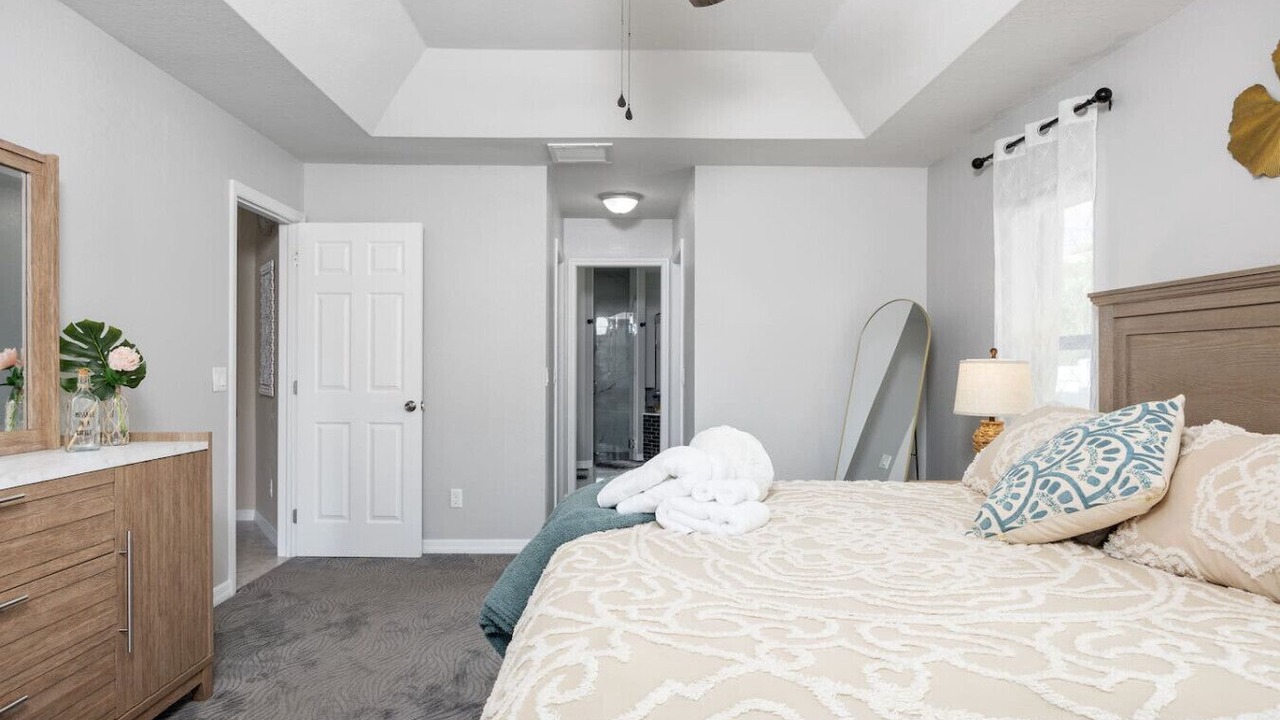 Photo of Bedroom in Pelican