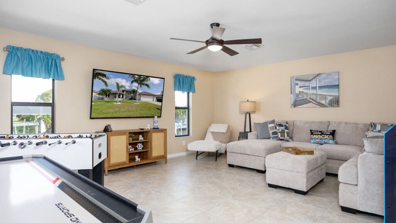 Photo of Livingroom in Pelican