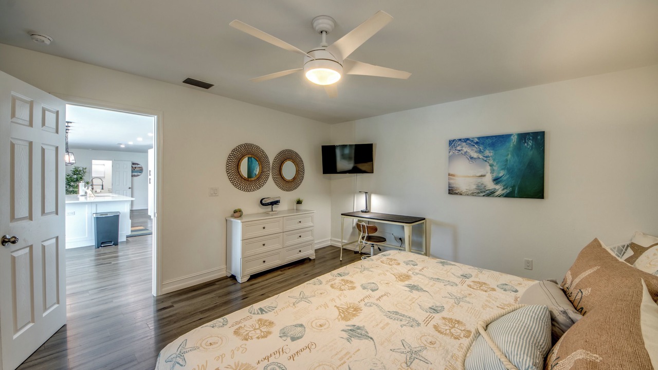 Photo of Bedroom in Caloosahatchee