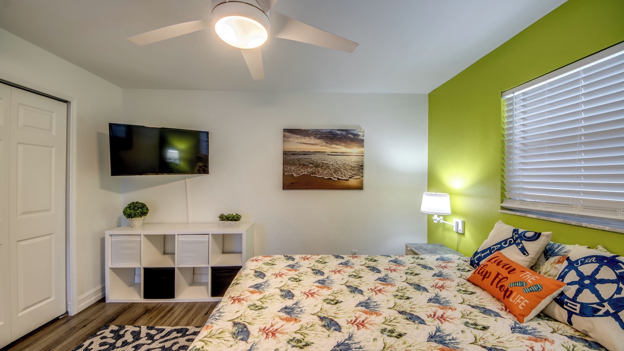 Photo of Bedroom in Caloosahatchee