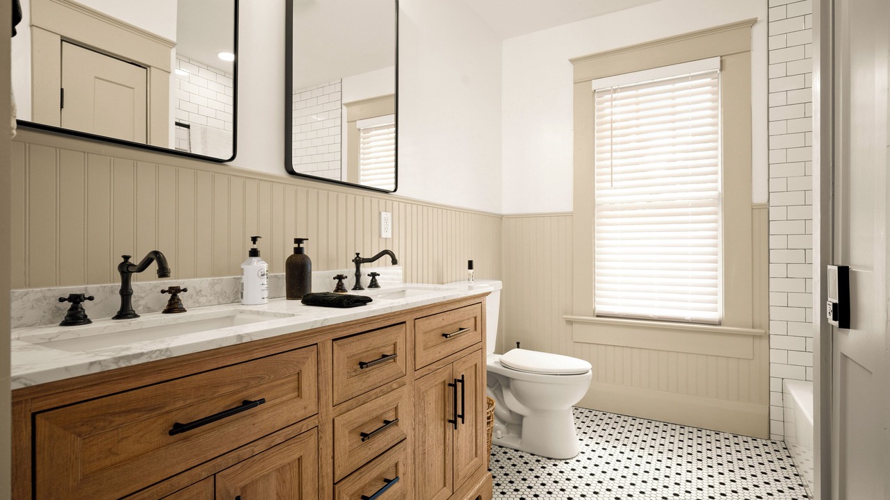 Photo of Bathroom in Seminole Heights