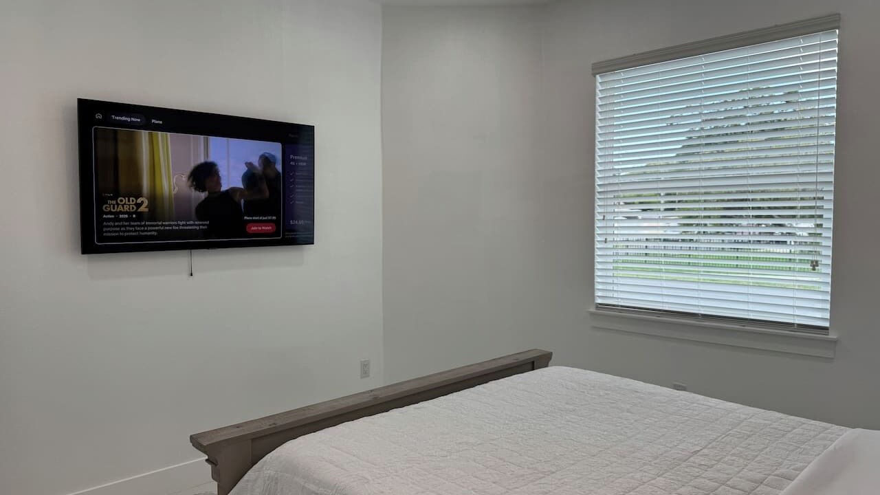 Photo of Bedroom in Pinecrest West Park