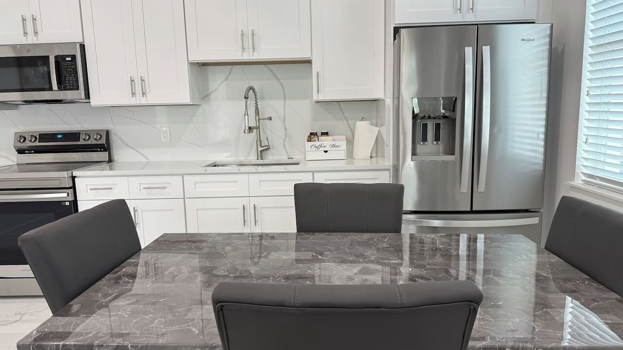 Photo of Kitchen in Pinecrest West Park