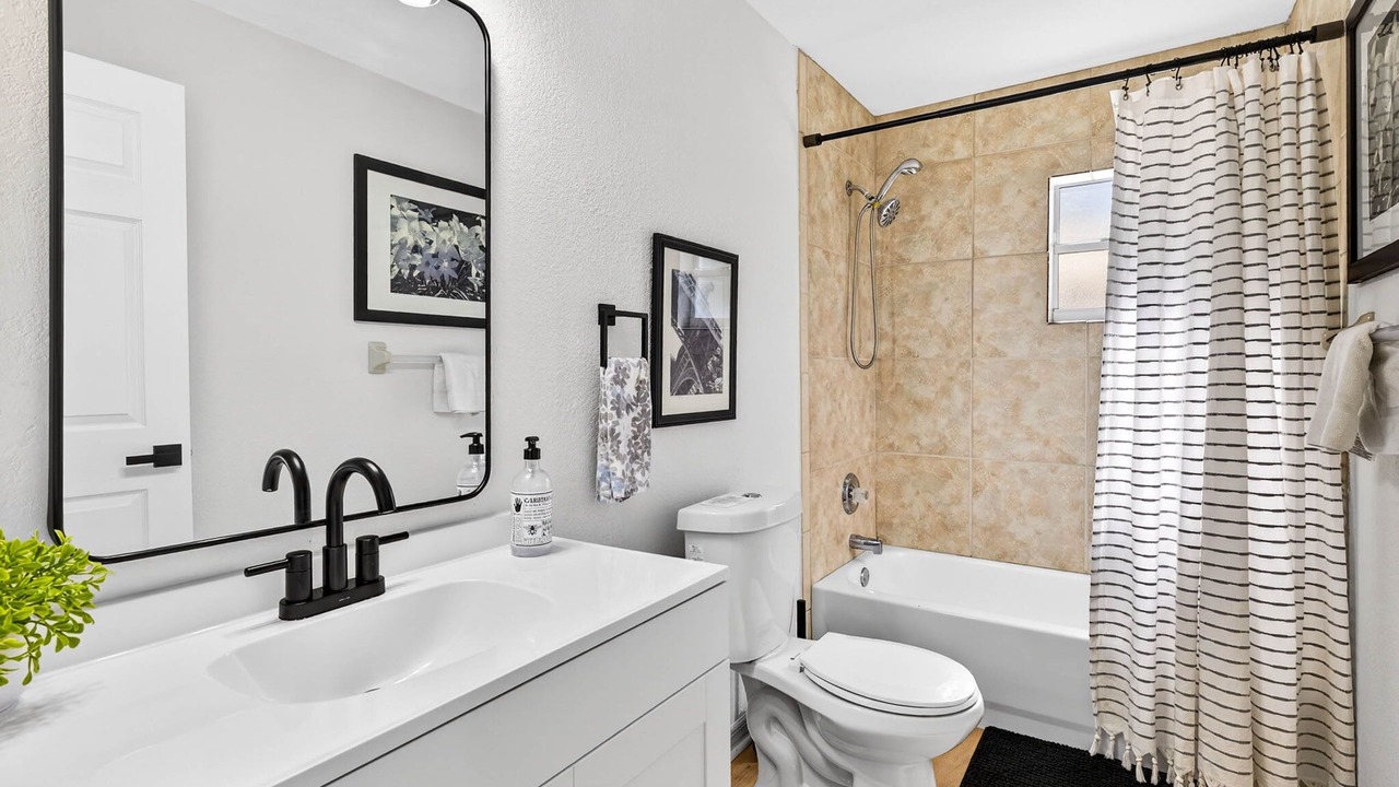 Photo of Bathroom in Tampa Heights