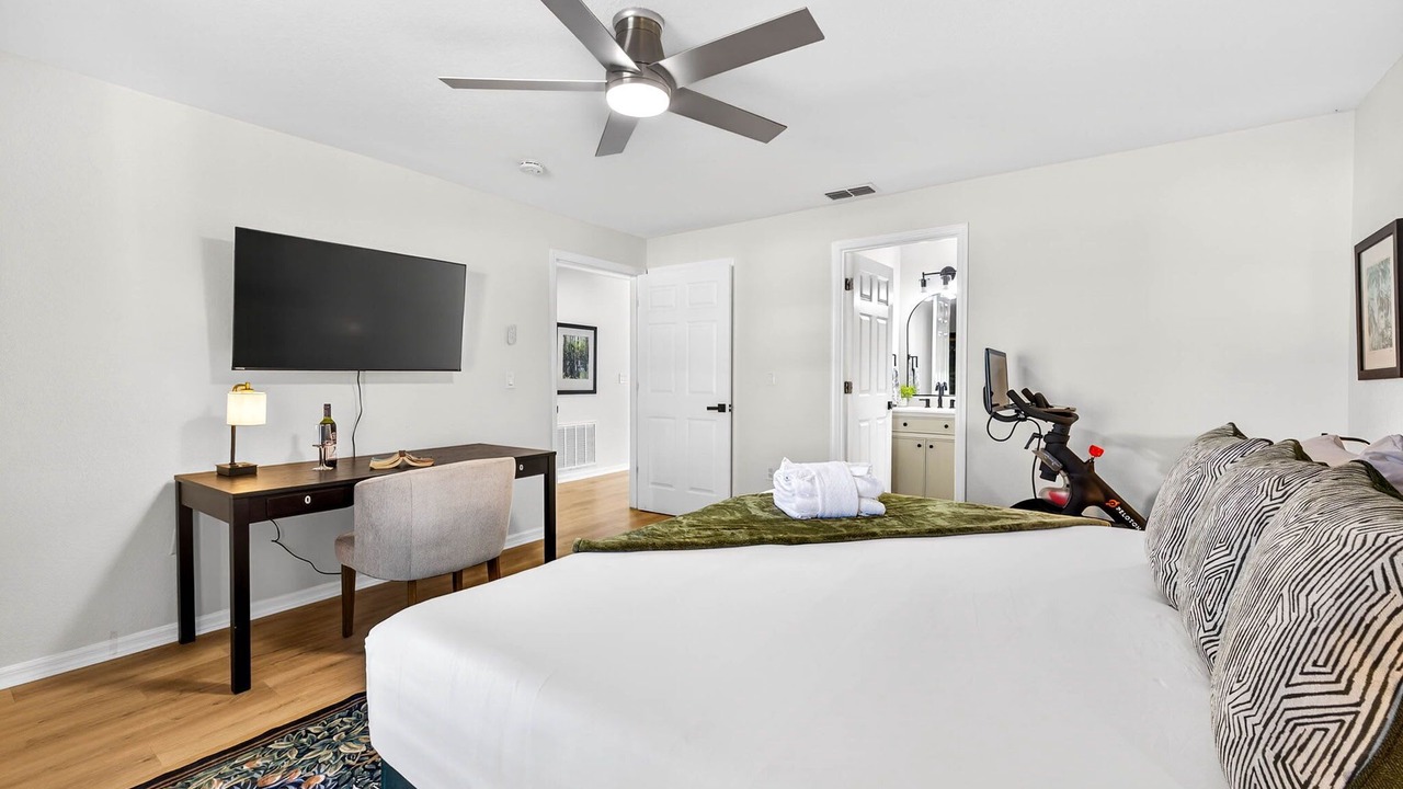 Photo of Bedroom in Tampa Heights