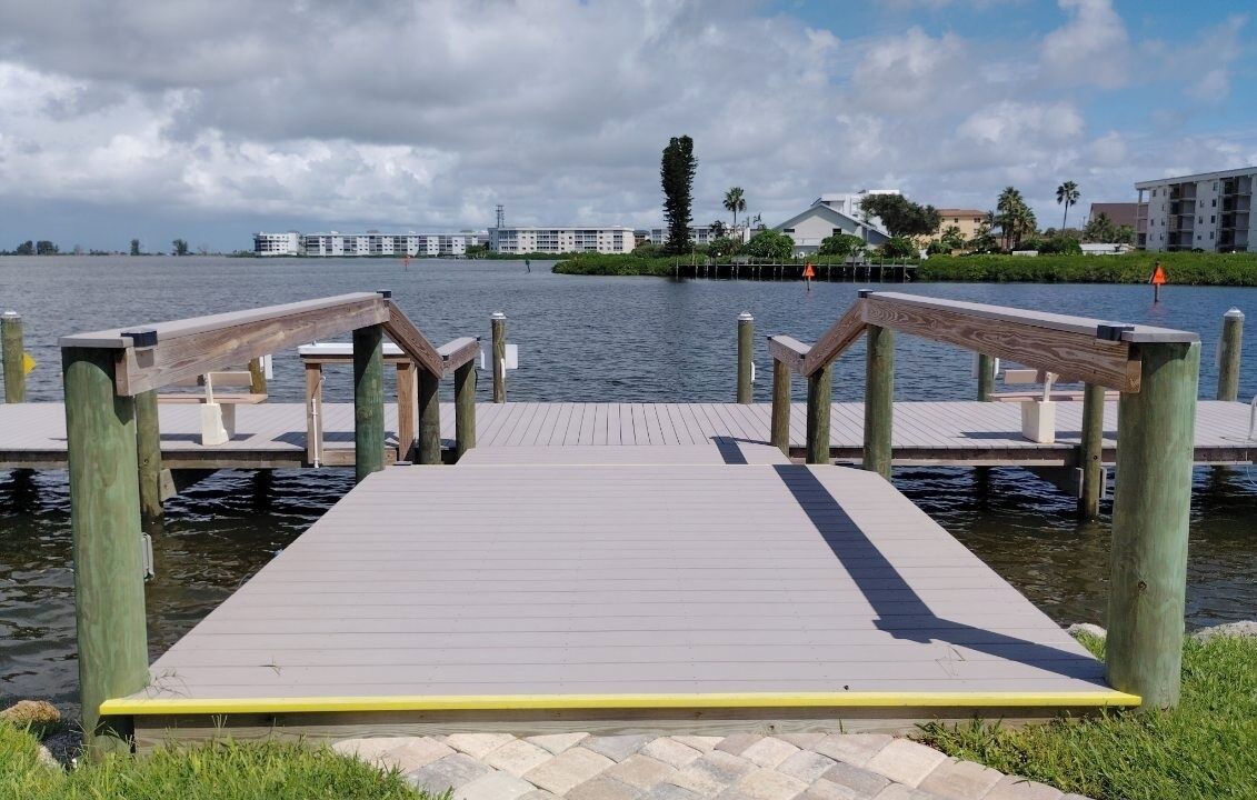 Photo of Others in Cocoa Isles