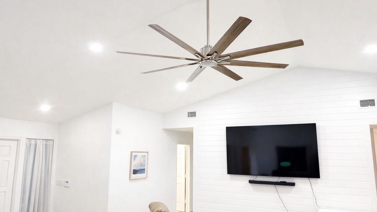 Photo of Livingroom in Hunt Club