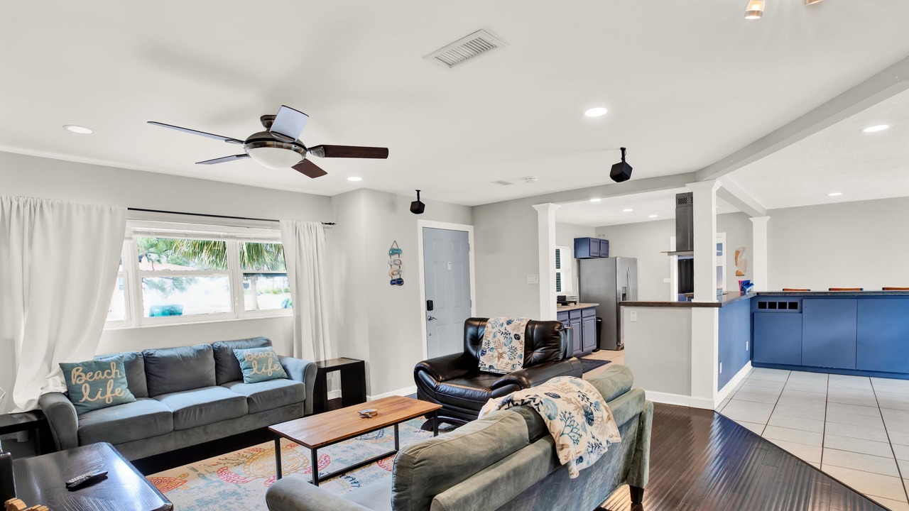Photo of Livingroom in St. Petersburg - Clearwater