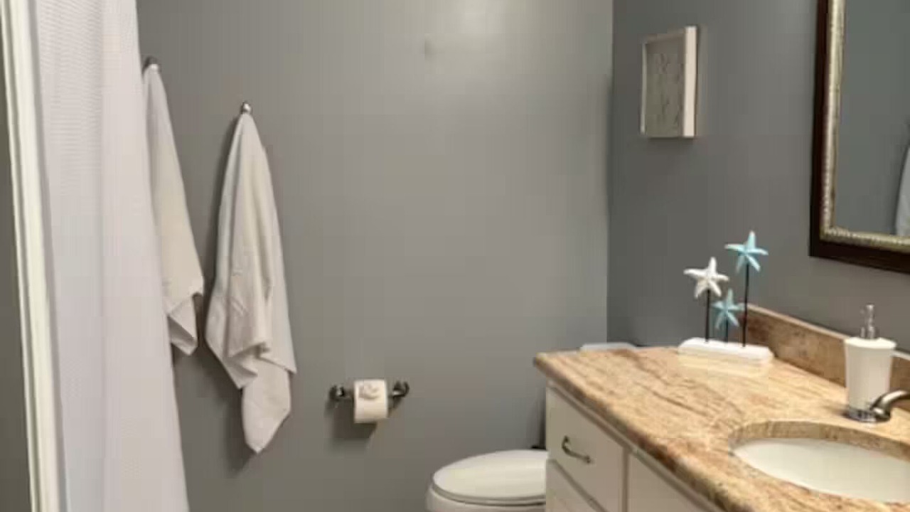 Photo of Bathroom in Bahama Beach