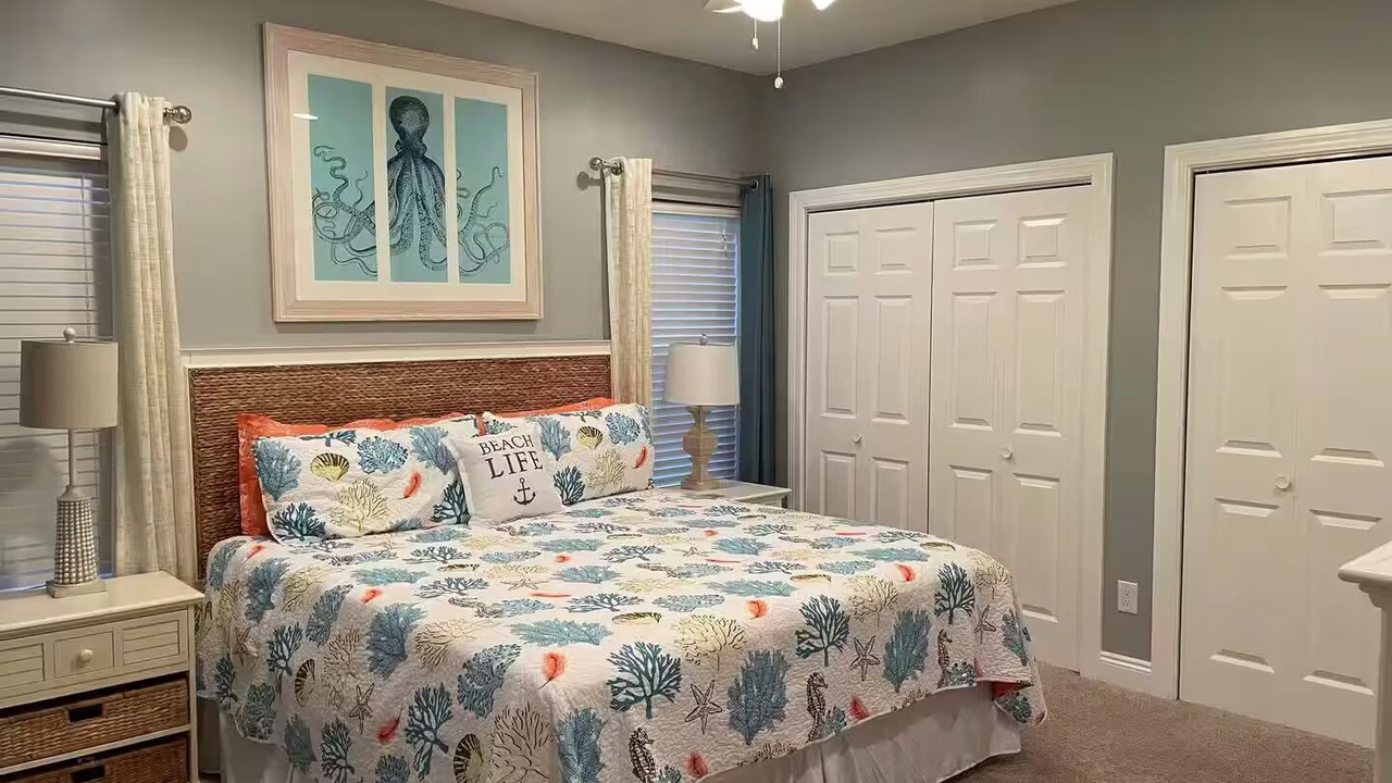 Photo of Bedroom in Bahama Beach