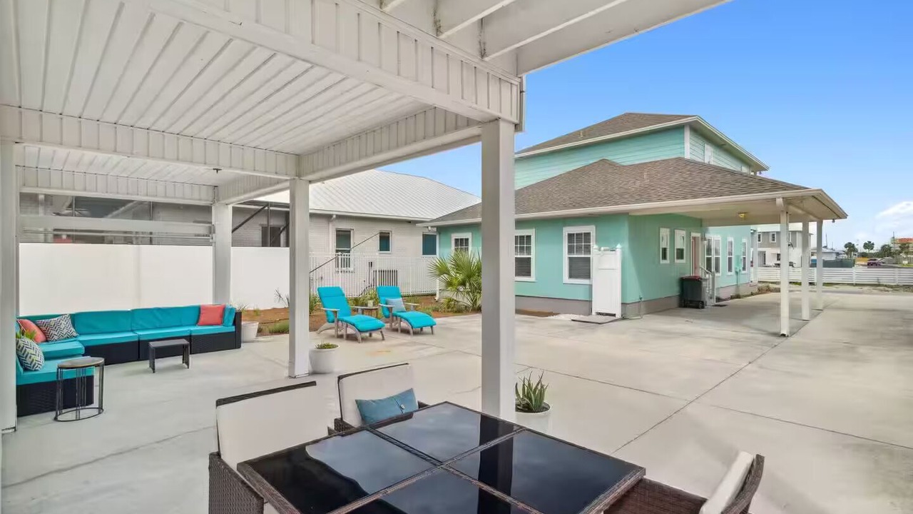 Photo of Outdoor in Bahama Beach