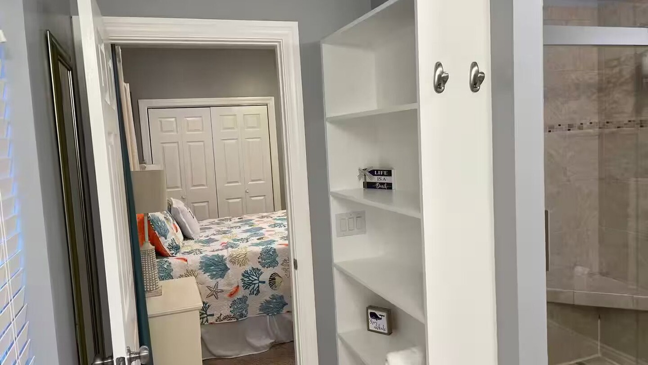 Photo of Bedroom in Bahama Beach