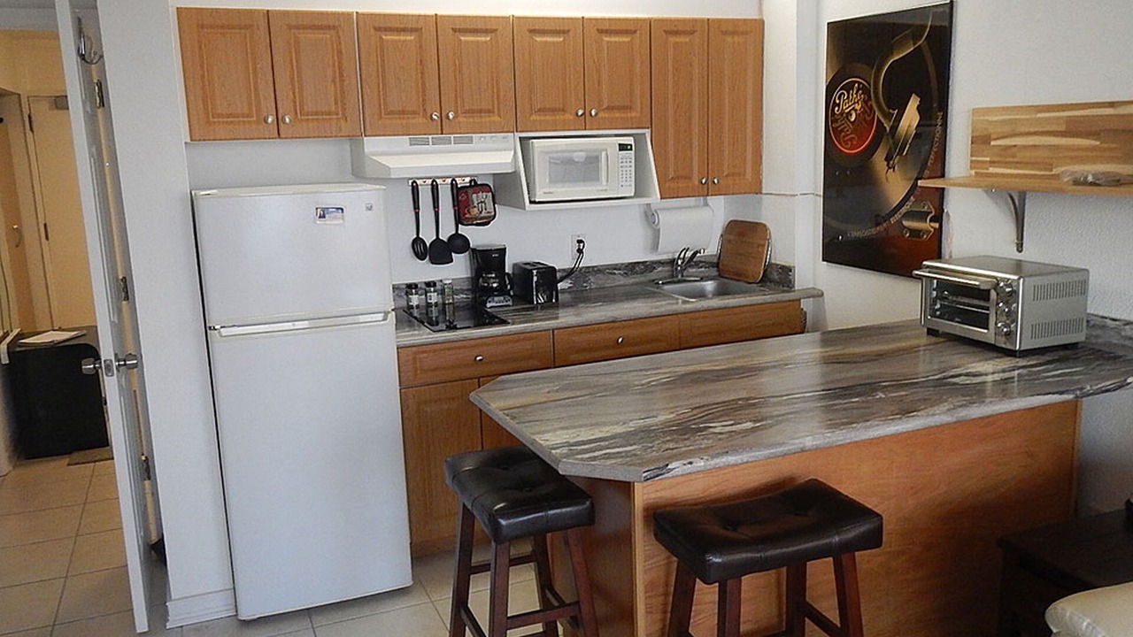 Photo of Kitchen in South Peninsula Historic District