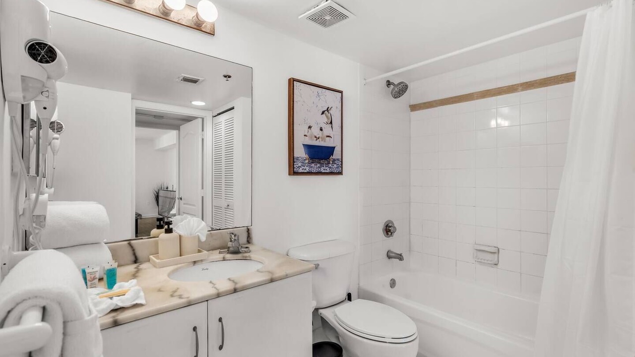 Photo of Bathroom in Brickell