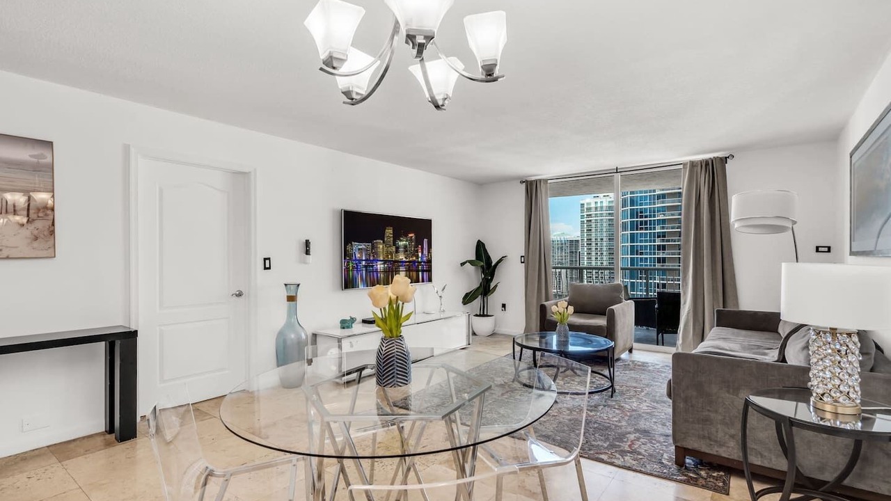 Photo of Livingroom in Brickell