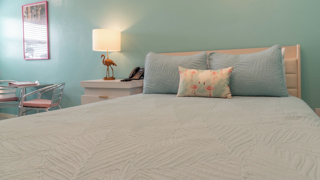 Photo of Bedroom in Mid Island