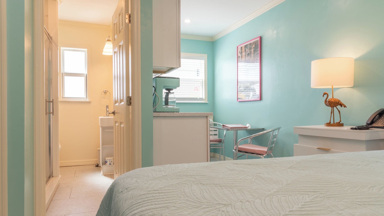 Photo of Bedroom in Mid Island