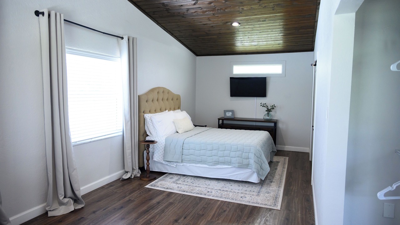Photo of Bedroom in Safety Harbor