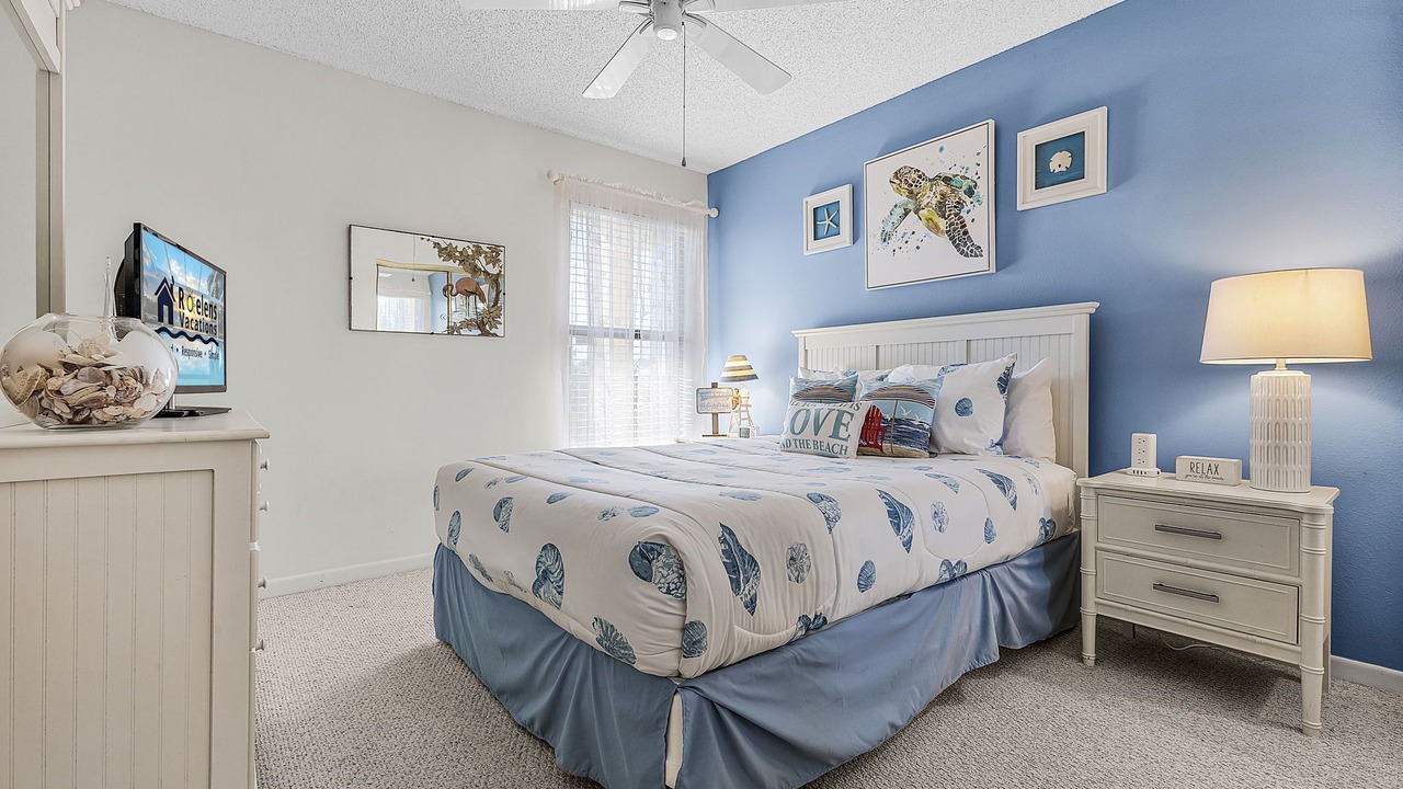 Photo of Bedroom in Mid Island