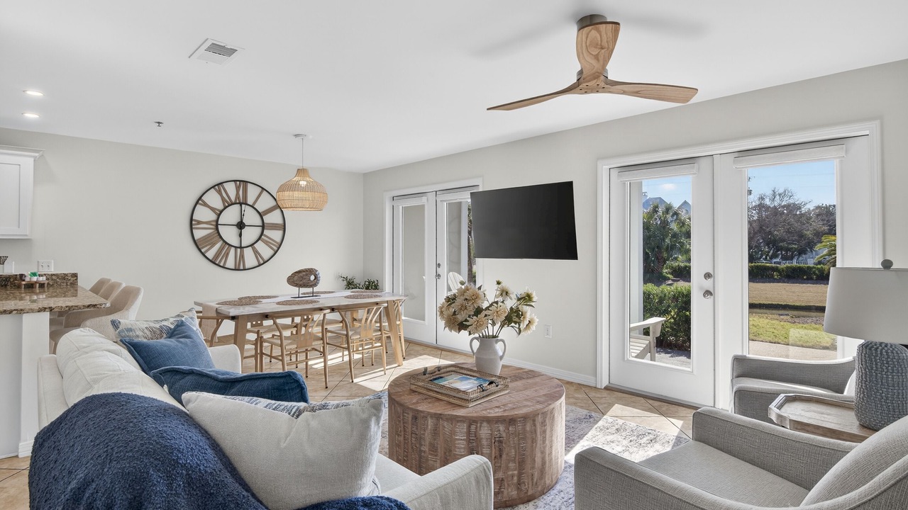 Photo of Bedroom in Gulf Place