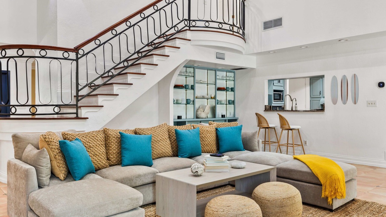 Photo of Livingroom in Anona