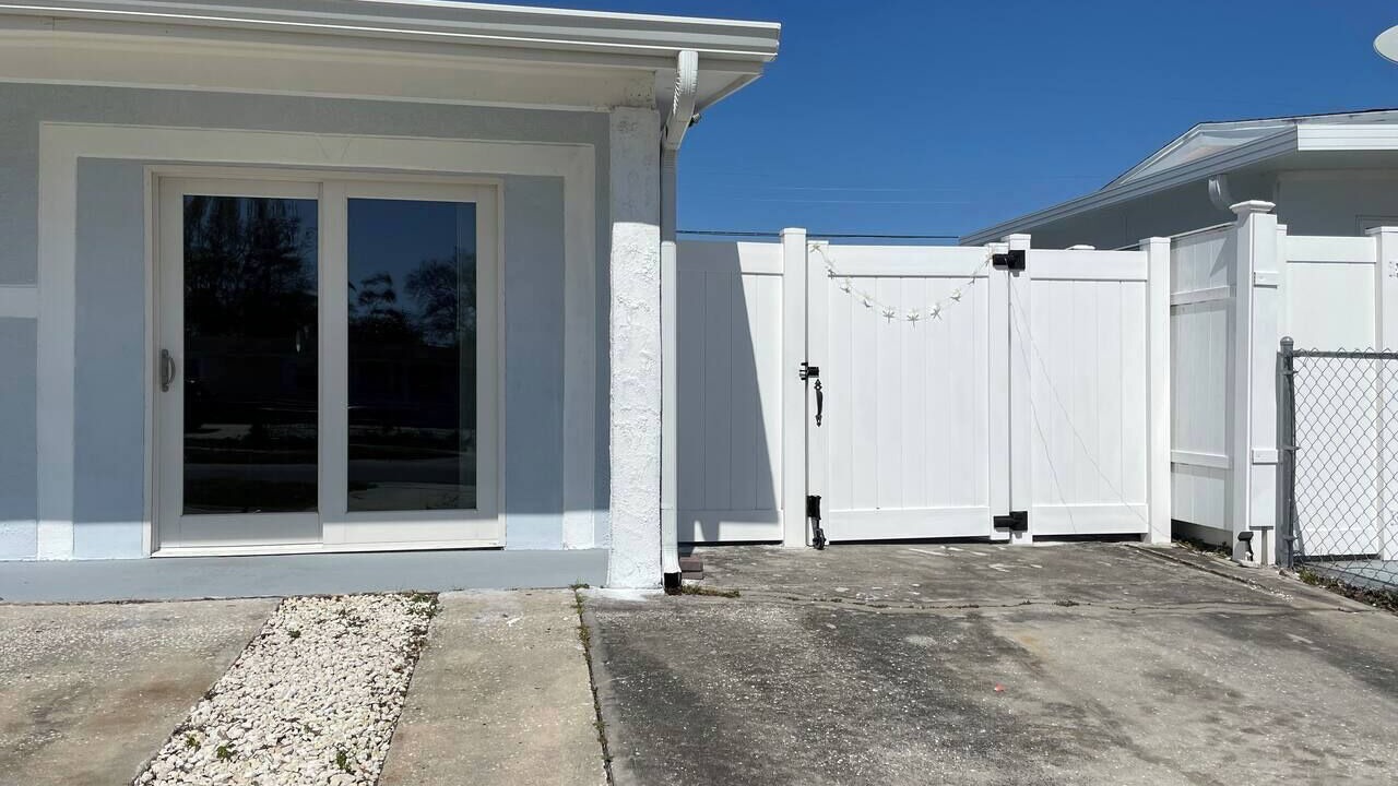 Photo of Outdoor in Pinecrest West Park