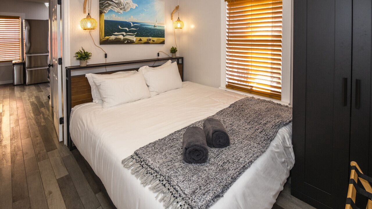 Photo of Bedroom in Downtown St. Petersburg
