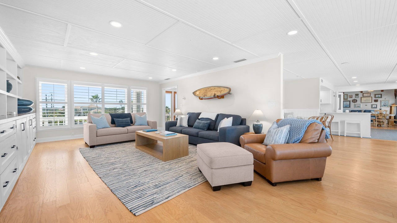 Photo of Livingroom in Crescent Beach