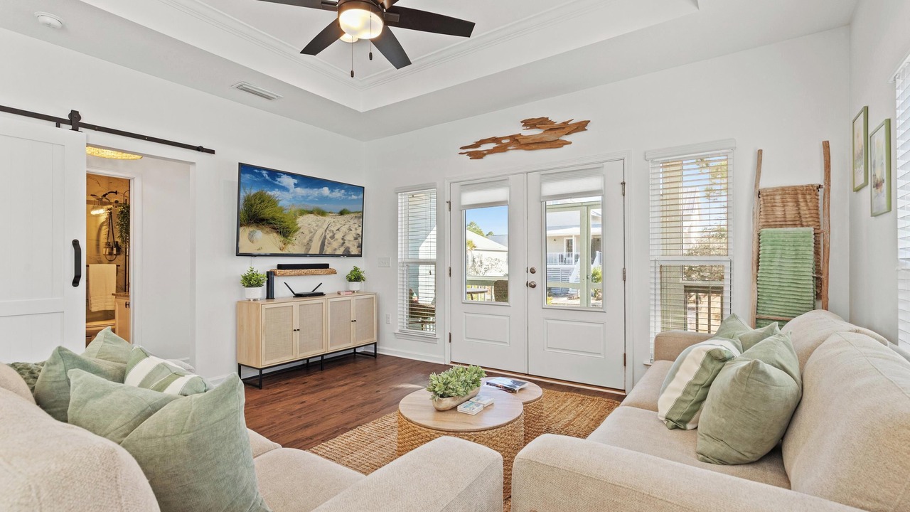 Photo of Livingroom in Port St. Joe
