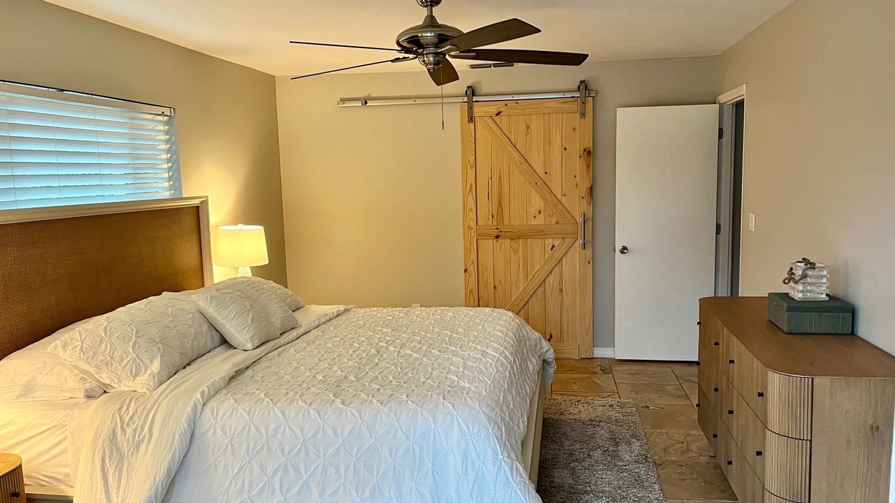 Photo of Bedroom in South Gate Ridge